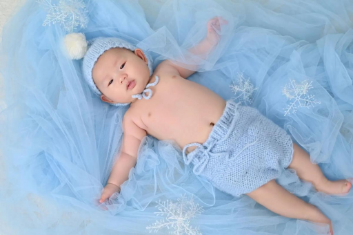 武汉助孕公司联系方式宝宝从床上掉下来